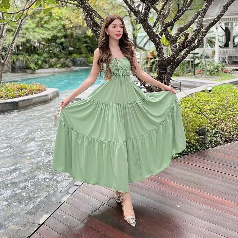 kudapy เดรสยาว สายเดี่ยว กระโปรงยาวบานละมุนละไม ตัวกระโปรงระบายต่อกันเป็นชั้นๆ
