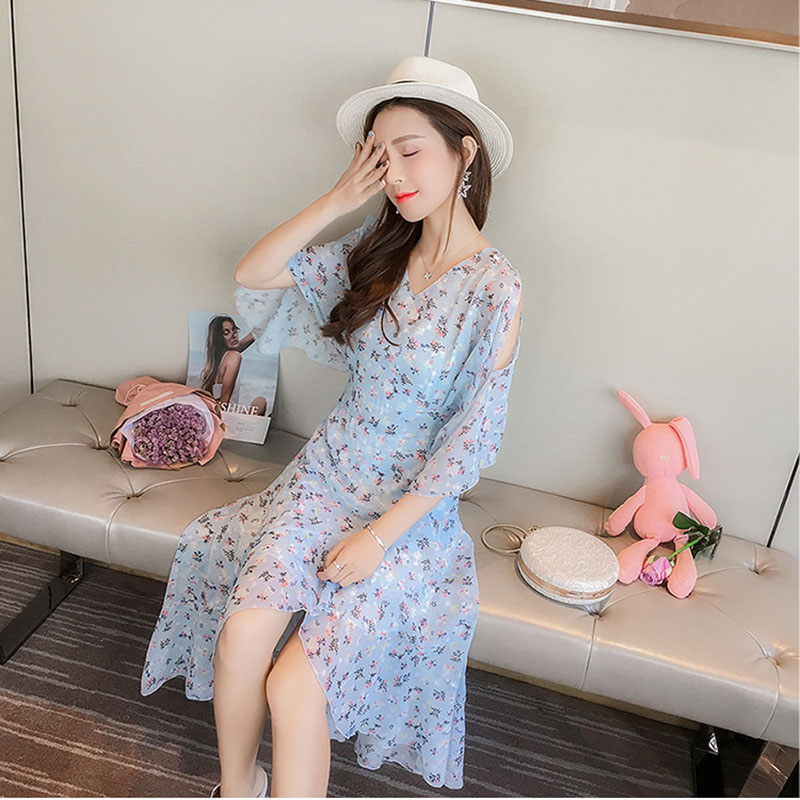 kudapy เดรสสั้นสีฟ้า ผ้าชีฟอง ลายดอกไม้เล็ก แขนกว้าง กระโปรงหน้าสั้นหลังยาว สวยสดใส