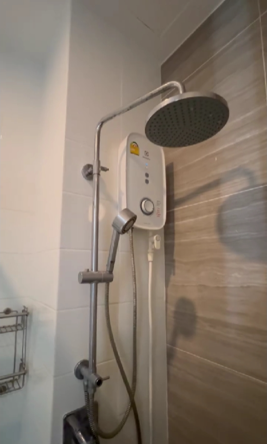 ปล่อยเช่าคอนโด Knightsbridge Prime Onnut (ไนท์บริดจ์ ไพร์ม อ่อนนุช) - Studio 1ห้องน้ำ 1ห้องครัว - ใกล้ BTS อ่อนนุช - ขนาดห้อง 24 ตรม. ชั้น 33