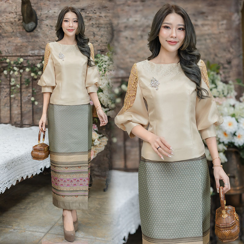 kudapy เสื้อลูกไม้สีชมพู/สีทอง คอกลอมตอกเลียมตรงคอ แขนทรงบอลลูนผ่าแต่งด้วยลูกไม้เนื้อดี ช่วงตัวอัดกาวมาพร้อมซับในและชิปซ่อนหลัง