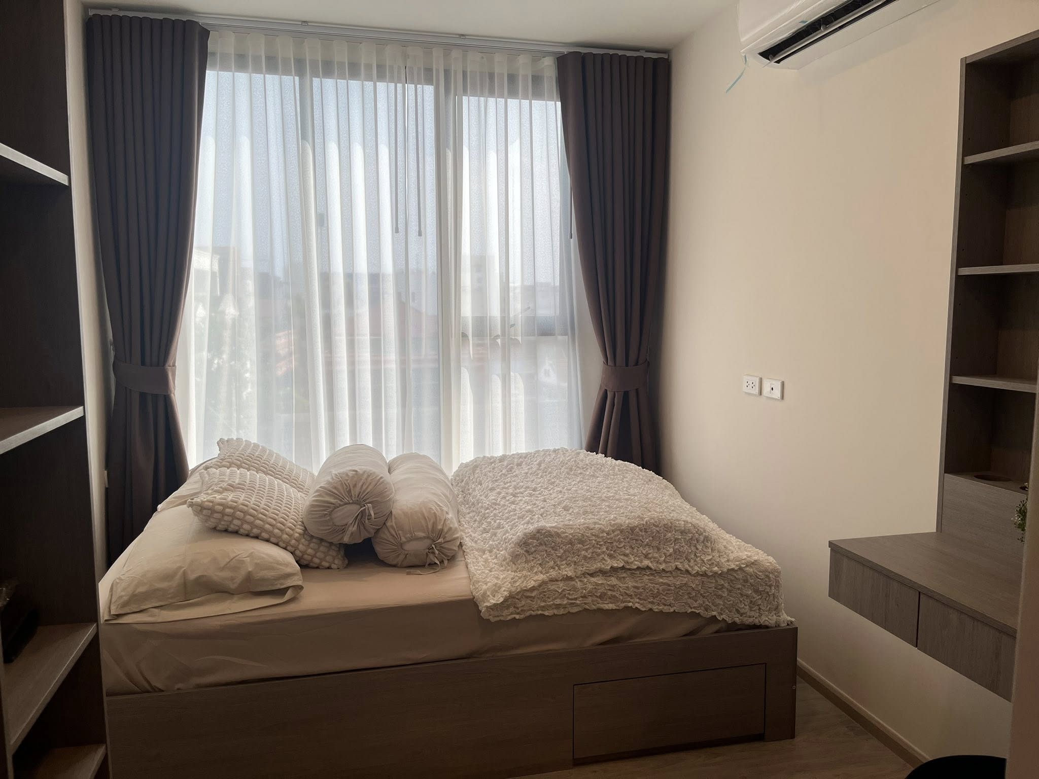 ให้เช่าห้องแบบ 1ห้องนอน 1ห้องน้ำ 1ครัวปิด โซนพื้นที่ BTS สายหยุด คอนโด SO Origin Phahol 69 Station (โซ ออริจิ้น พหลฯ 69 สเตชั่น) Mid Rise ขนาดห้อง 30.6 ตรม. ชั้น 5