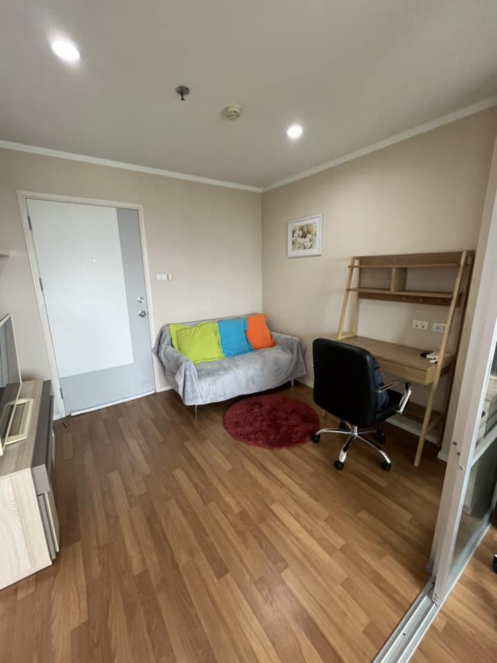 ปล่อยเช่าคอนโด Lumpini Place Borom Ratchachonni - Pinklao (ลุมพินี เพลส บรมราชชนนี - ปิ่นเกล้า) - 1ห้องนอน 1ห้องน้ำ 1ห้องนั่งเล่น - ใกล้ ม.ศิลปากร / ศิริราช/ ธรรมศาสตร์ - ขนาดห้อง 28 ตรม. ชั้น 7