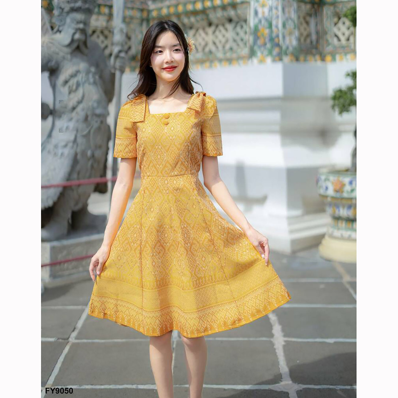 kudapyเดรสสั้นสีเหลือง/สีฟ้า ผ้าลายไทยแต่งโบว์ไหล่