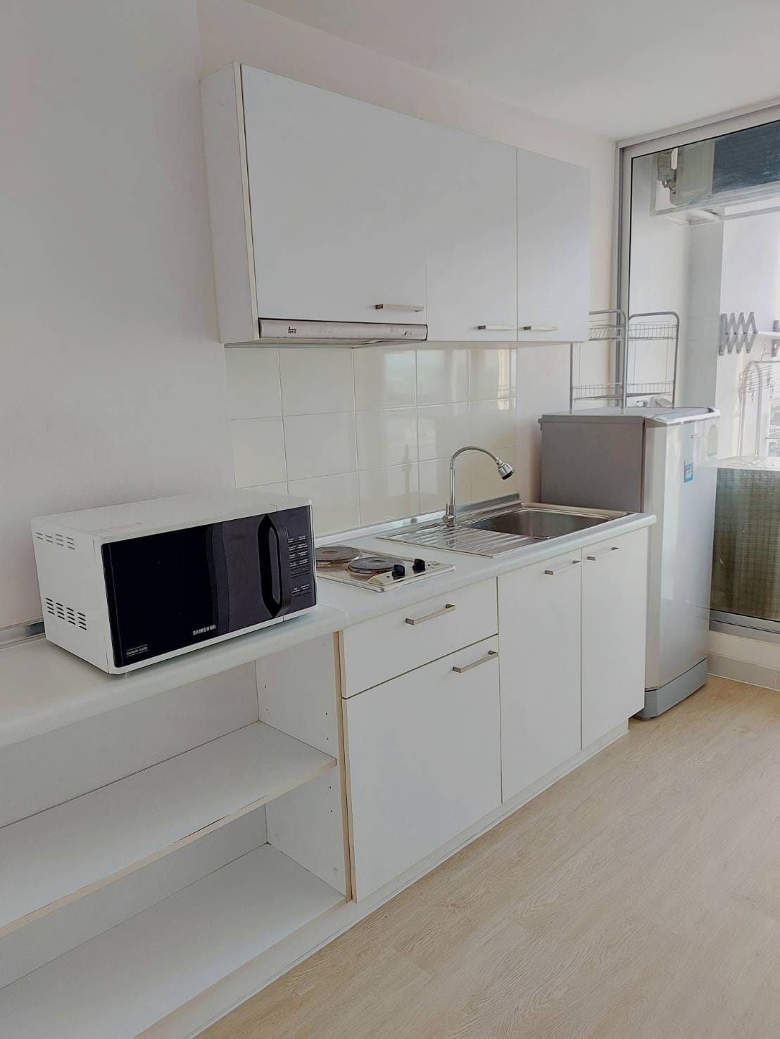 ปล่อยเช่าคอนโด Life @ BTS Tha - Phra (ไลฟ์ แอท บีทีเอส ท่าพระ) - 1ห้องนอน ตกแต่งเฟอร์ครบมีเครื่องซักผ้า - การเดินทาง: ใกล้ BTS ตลาดพลู