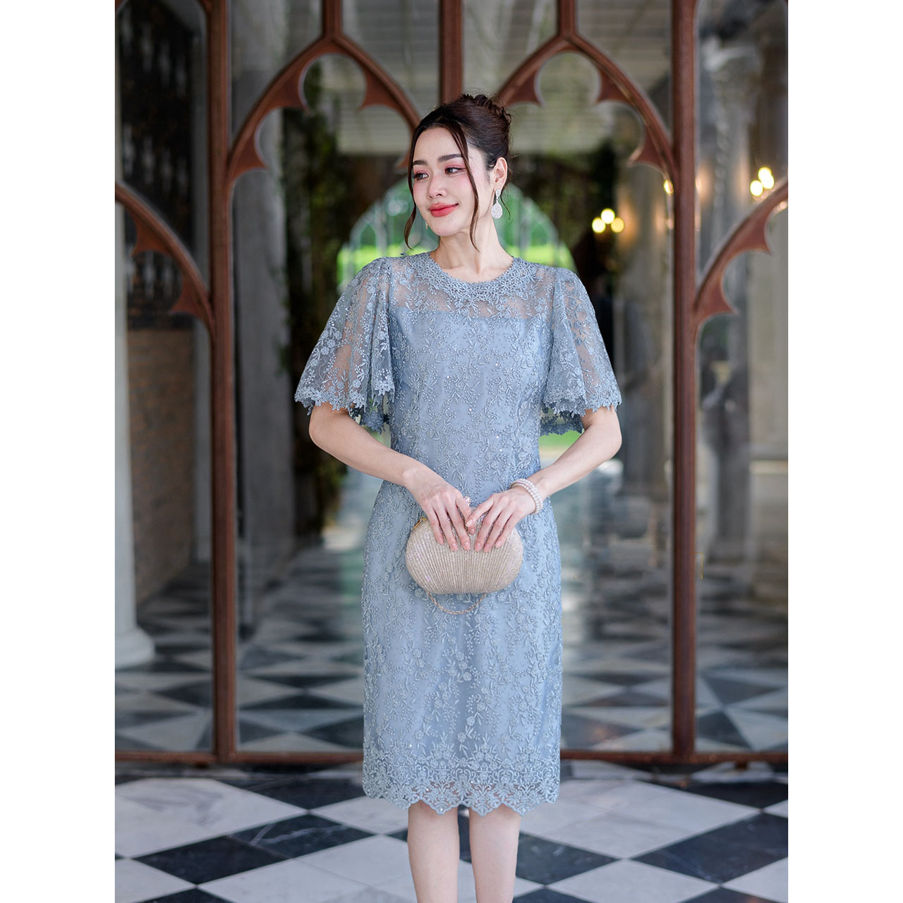 kudapy เดรสสั้นสีฟ้า/สีชมพูปูน เดรสลูกไม้เลื่อม ผ้าลูกไม้ทั้งชุดช่วงแขน มีซับในทั้งชุด งานดีพรีเมี่ยม ออกงานดูหรูหรา