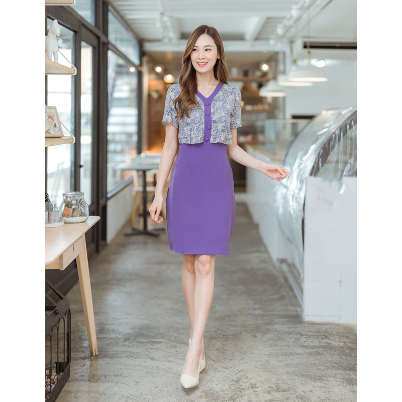 kudapy เดรสสั้นสีเขียว/สีชมพู/สีม่วง เดรสใส่ทำงานท่อนบนลายดอกมีกระดุมกลางอก