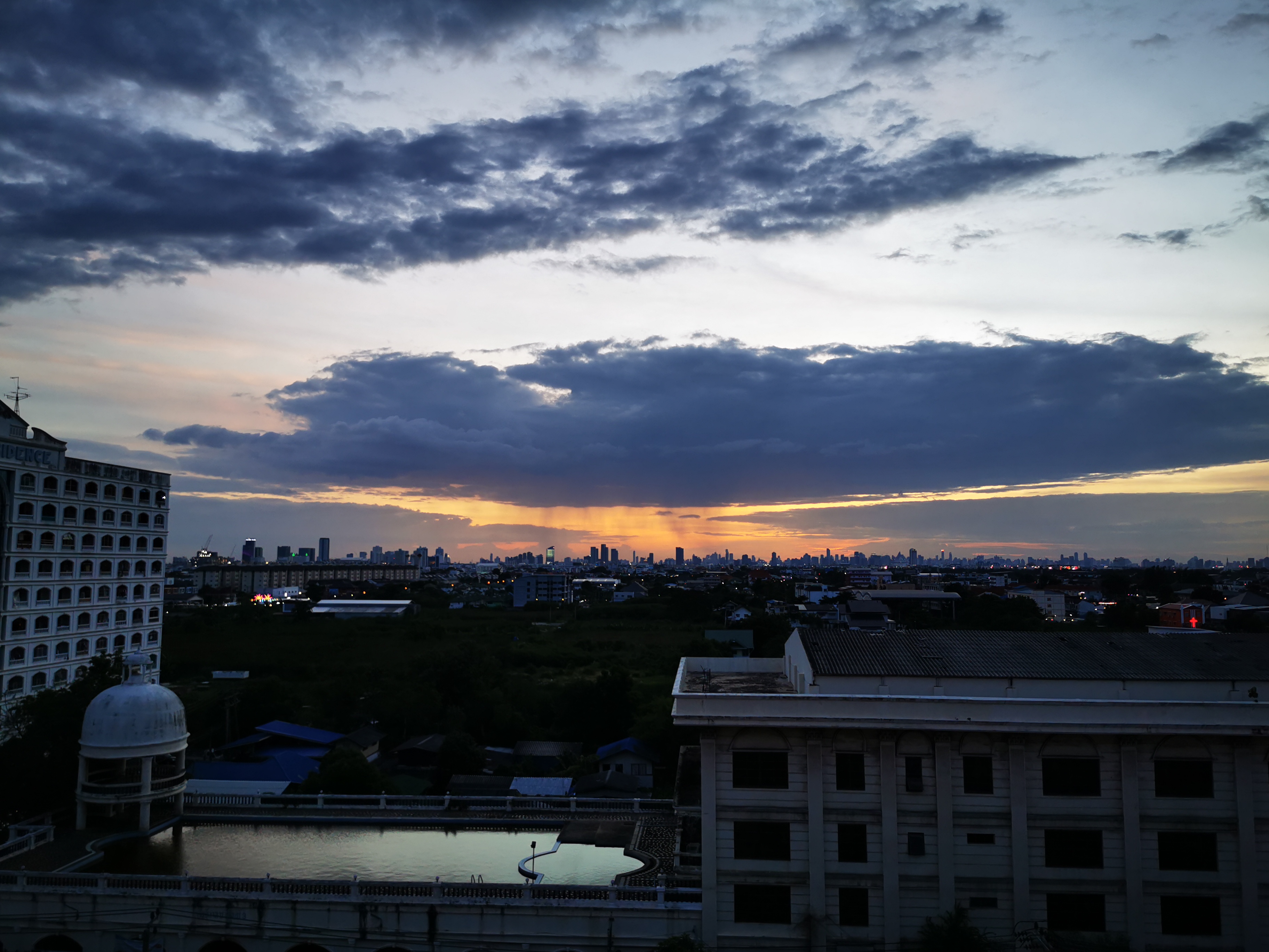 Nirun Residence 9Floor 25 sqm. Mega Bangna Ikea Ram 2 0909897810