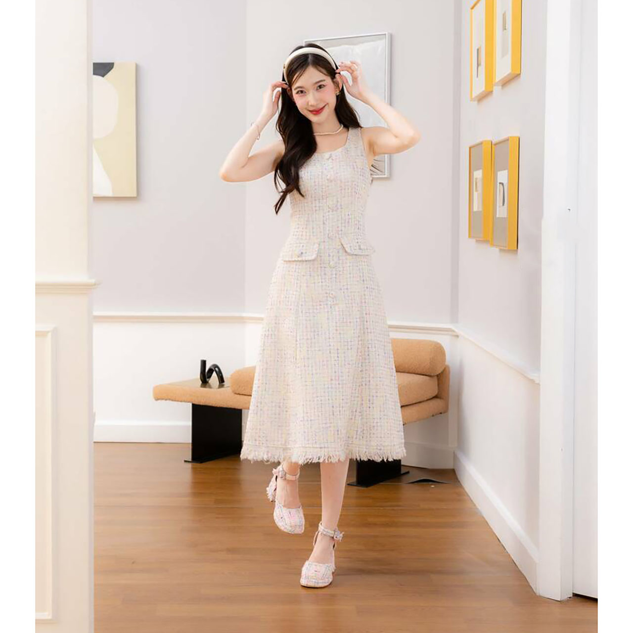 kudapy เดรสยาวสีชมพู/สีขาว กระโปรงยาวผ้าทวิสแต่งกระเป๋า