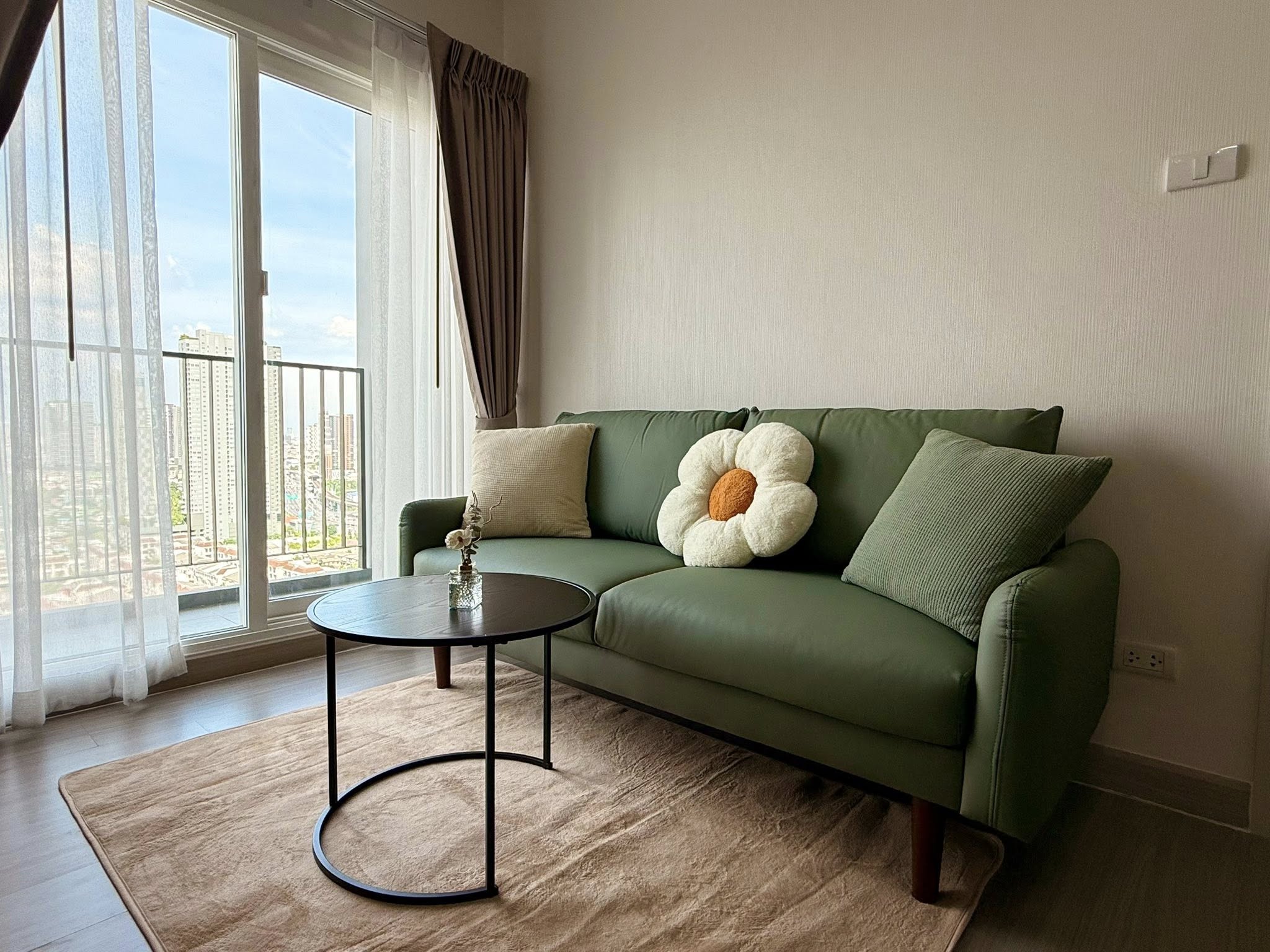 คอนโด Supalai Loft Sathorn-Ratchaphruek (ศุภาลัย ลอฟท์ สาทร – ราชพฤกษ์) High Rise โซนพื้นที่ BTS/MRT บางหว้า ให้เช่าห้องแบบ 2ห้องนอน 1ห้องน้ำ ขนาดห้อง 55 ตรม. ชั้น 23