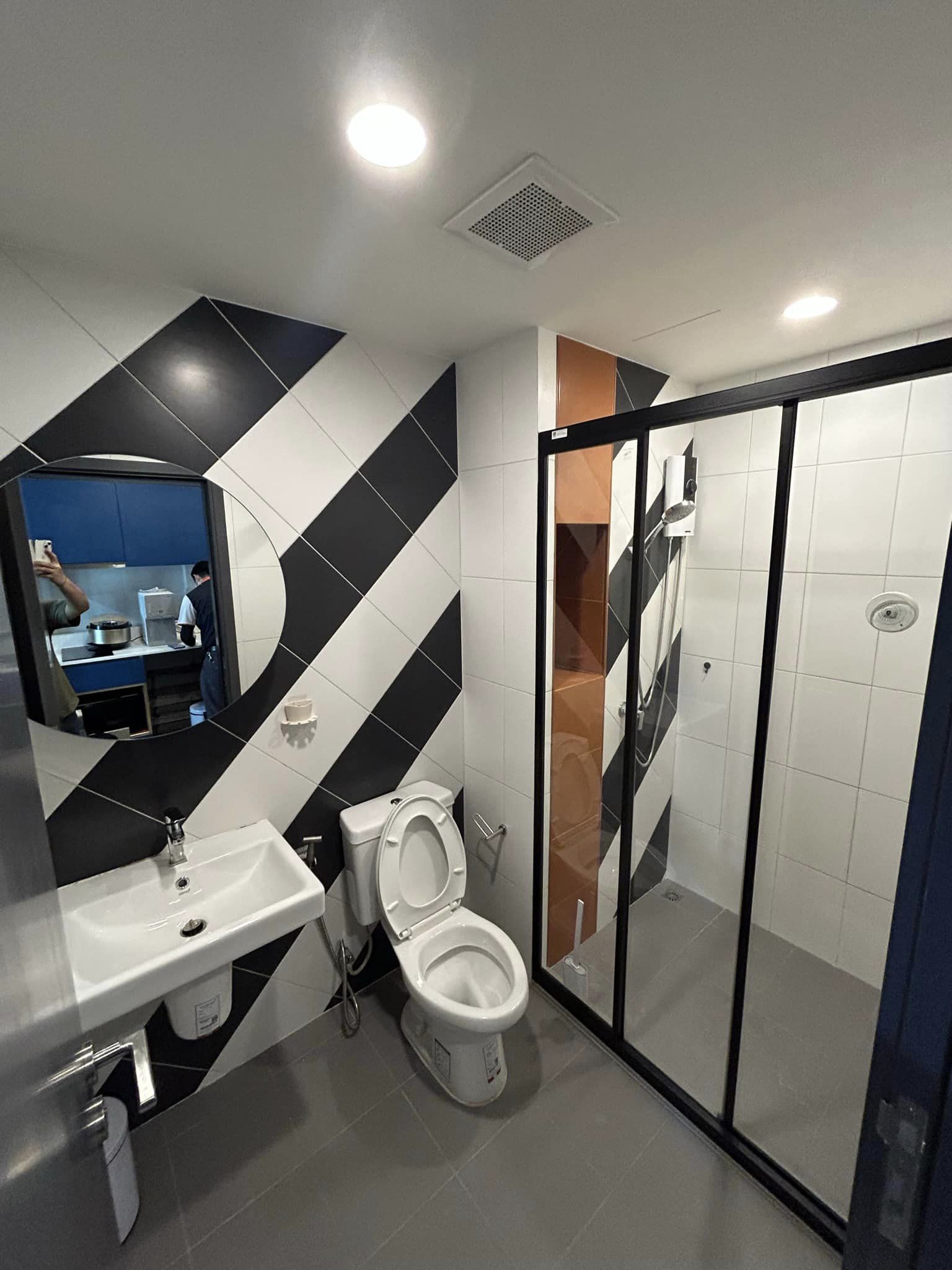 ปล่อยเช่าคอนโด เดอะ เบส สะพานใหม่ (THE BASE Saphanmai) - 1ห้องนอน 1ห้องน้ำ 1ห้องนั่งเล่น - ใกล้ BTS สายหยุด - ขนาดห้อง 34 ตรม. ชั้น 3