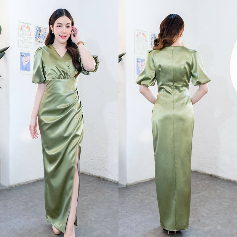 kudapy เดรสยาวสีกรมท่า/สีโรสโกลด์/สีพิ้งค์โกลด์/สีฟ้า/สีเขียวเบจ เนื้อผ้า ดัชเชสอัดกาว เงาสว คอวี แขนสั้น ใส่ออกงานสวยดูดี