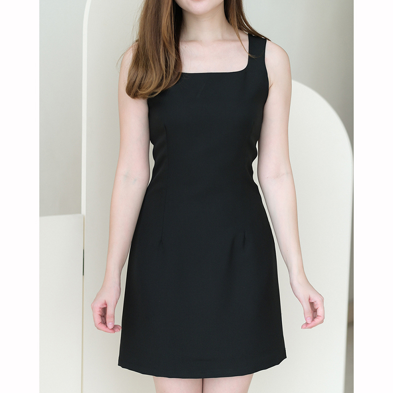 kudapy เดรสสั้นสีดำ/สีมัทฉะ/สีชมพู/สีเทาเข้ม แขนกุดคอเหลี่ยม ทรงเป๊ะ จับเกล็ดใส่สวยเข้ารูป เนื้อผ้าใส่สบาย งานมีซับใน