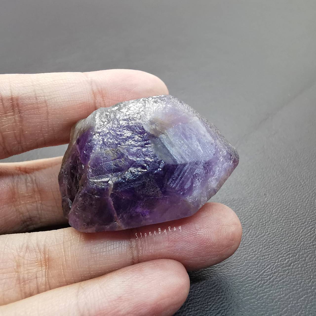 หินอเมทิสต์ผลึกธรรมชาติ Amethyst