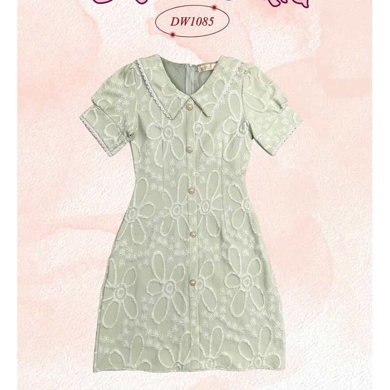 kudapy เดรสสั้นสีชมพู/สีเขียว ผ้าแจ๊คการ์ดคอปก ผ้าลายดอกไม้ สวยดูดีน่ารัก กระดุมผ้าหน้า