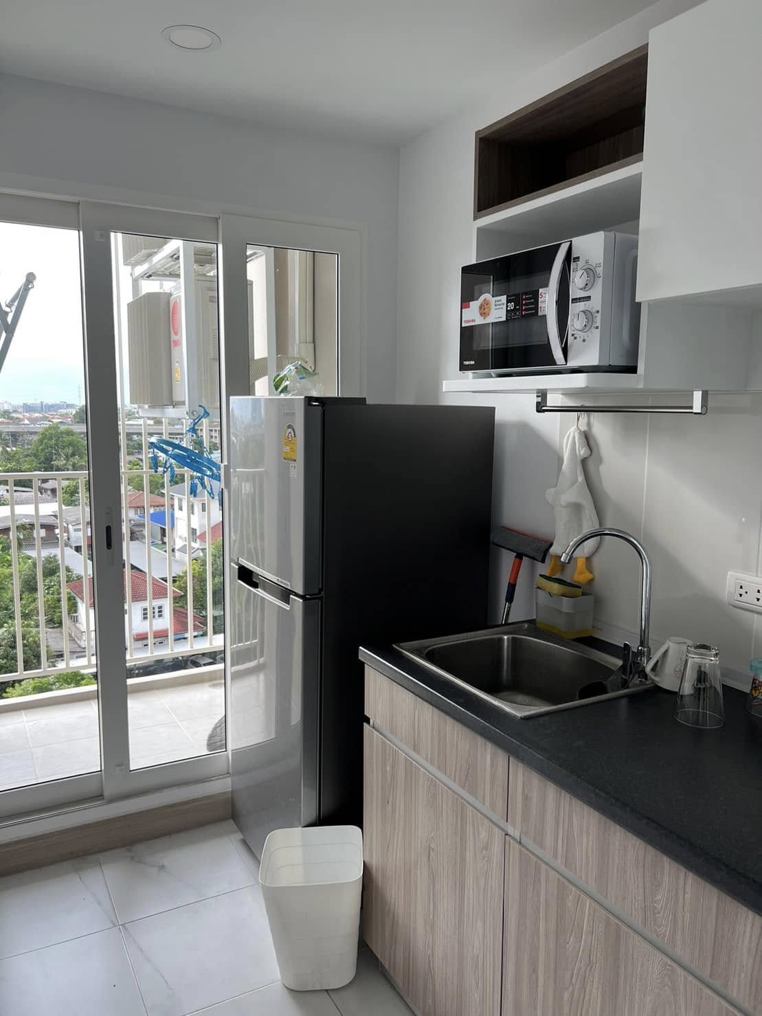 ปล่อยเช่า Supalai City Resort Charan 91 (ศุภาลัย ซิตี้ รีสอร์ท จรัญ 91) - โซนพื้นที่ MRT บางอ้อ 1ห้องนอน 1ห้องน้ำ 1ครัว - ขนาดห้อง 35 ตรม. ชั้น 8 ตึก 4 - ให้เช่า 11,000 ต่อเดือน