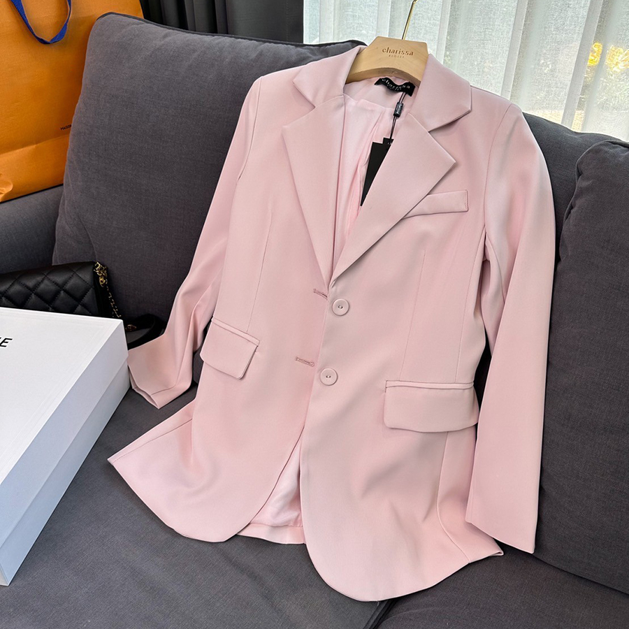 kudapy Blazerl สีดำ ผ้าสั่งทอพิเศษ เน้นความ เรียบง่าย คล่องตัว ผ้าใส่สบายมากกก กระเป๋าจริง ผ้าไม่ยับง่าย ระบายอากาสได้ดี มีซับในทั้งตัว