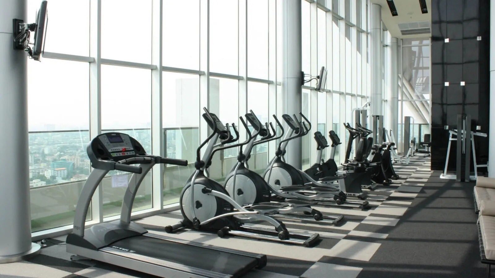 ให้เช่าคอนโด Rhythm Ratchada (ริธึ่ม รัชดา) โซนพื้นที่ MRT รัชดา ห้องแบบ 1ห้องนอน / 1ห้องน้ำ / โซนครัวปิด ขนาดห้อง 46 ตรม. ชั้น 20 ตึก A