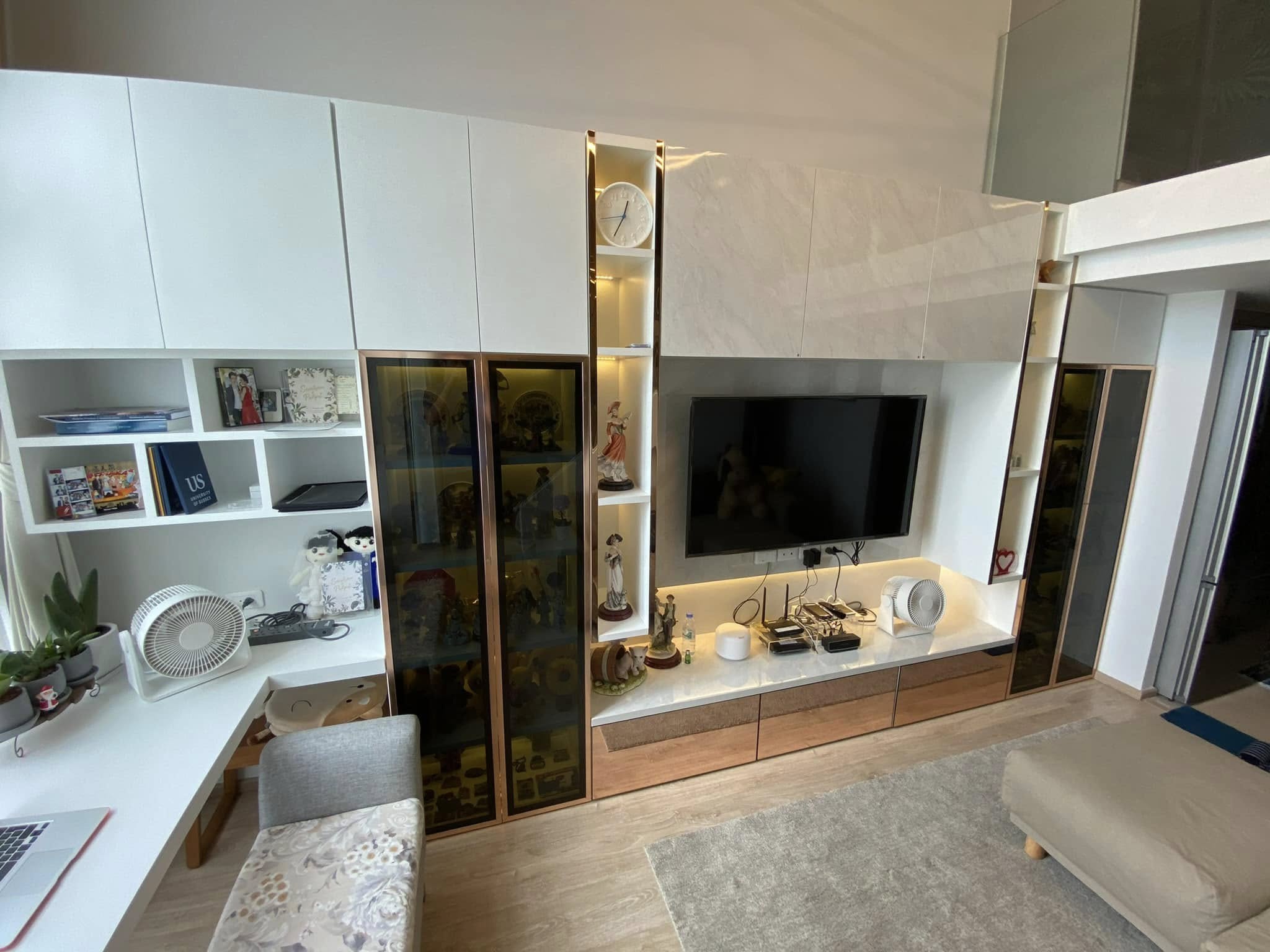 ปล่อยเช่า IDEO New Rama 9 (ไอดีโอ นิว พระราม 9) - โซนพื้นที่ ARL MRT รามคำแหง ห้อง2ชั้น 1ห้องนอน 1ห้องน้ำ 1ห้องนั่งเล่น - ขนาดห้อง 37 ตรม. ชั้น 24 - ให้เช่า 24,500 ต่อเดือน