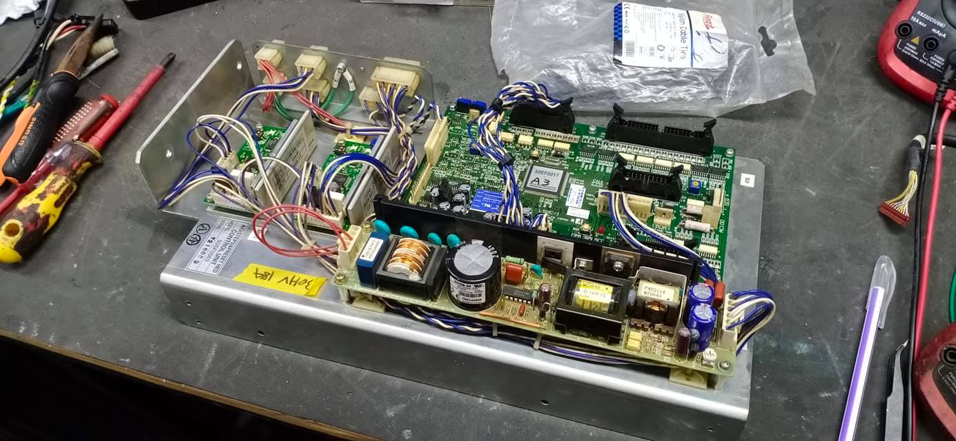 ซ่อมเครื่องตัดเลเซอร์ แผง Mitsubishi controller beam laser cnc