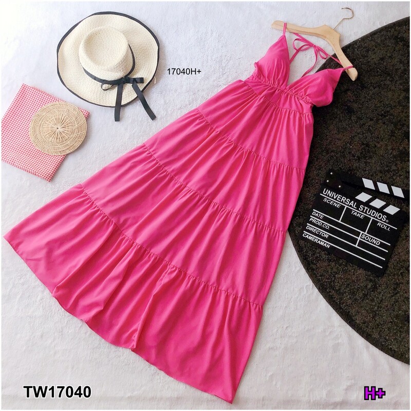 kudapy แม็กซี่เดรสสีบานเย็น น้ำตาล สายเดี่ยวผูกคอยาว เนื้อผ้าไหมอิตาลี่ มีเชือกผูกหลัง อกเสริมฟองน้ำ ใส่ไปเที่ยว