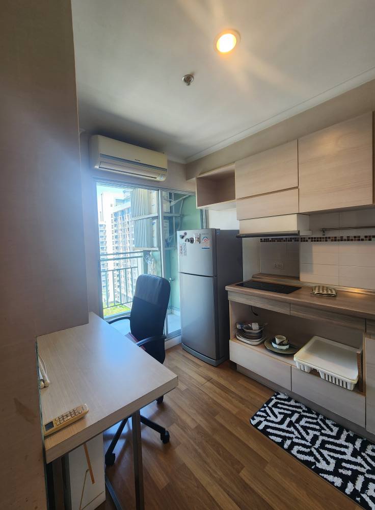 ปล่อยเช่า Lumpini Place Ratchayothin (ลุมพินี เพลส รัชโยธิน) - โซนพื้นที่ BTS รัชโยธิน 1ห้องนอน 1ห้องน้ำ - ขนาดห้อง 28 ตรม. ชั้น 19 - ให้เช่า 12,000 ต่อเดือน