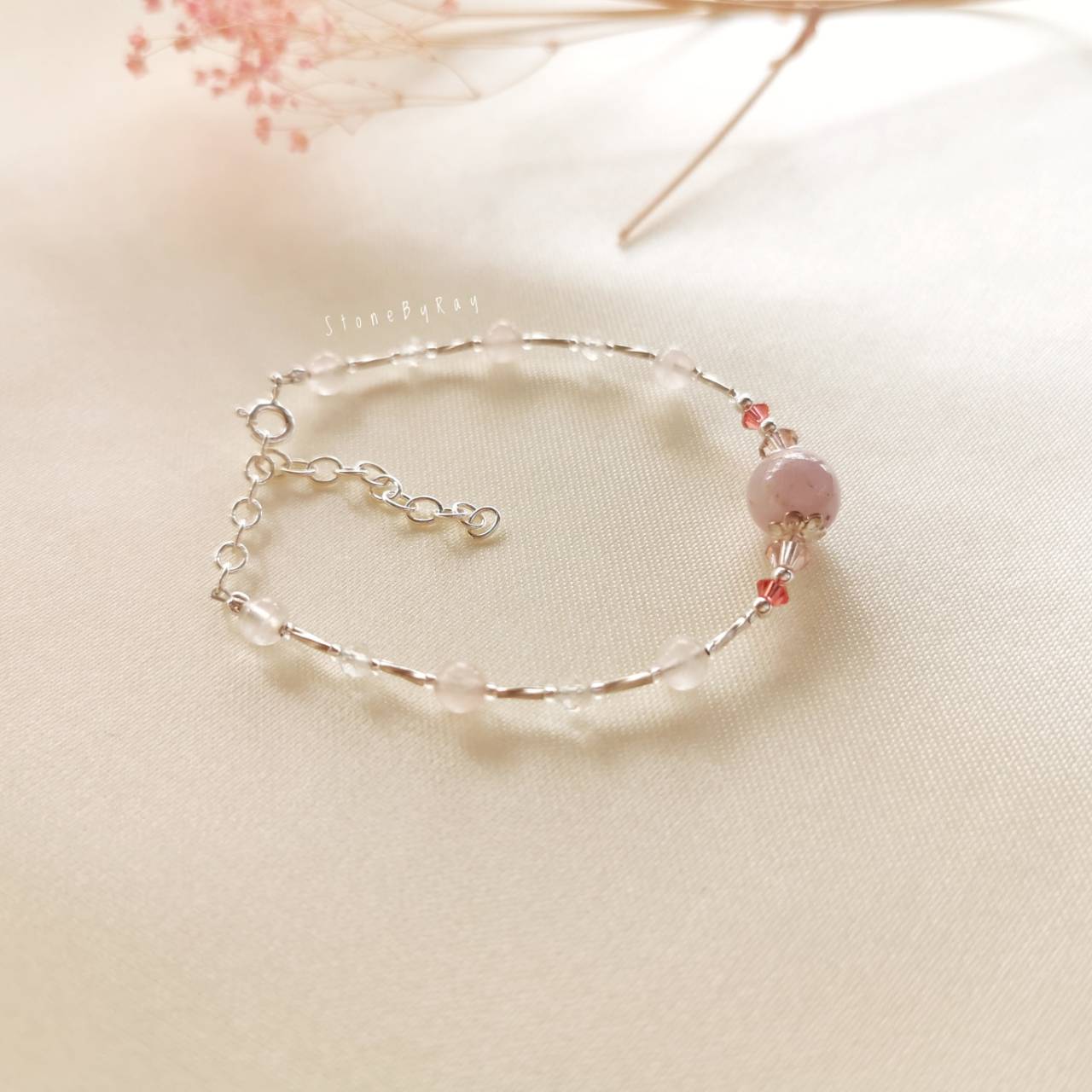 สร้อยข้อมือเงินหินคุนไซต์กับโรสควอตซ์ Kunzite+Rose Quartz