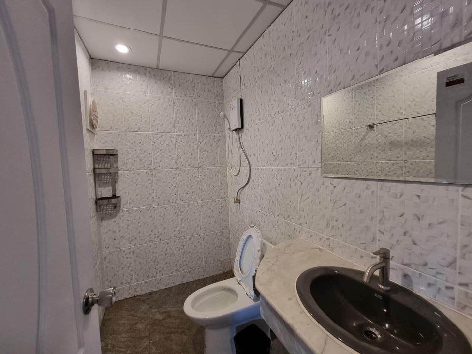 ปล่อยเช่าบ้านเดี่ยว มณีรินทร์ รัตนาธิเบศร์ ไทรม้า - 3ห้องนอน 3ห้องน้ำ (ไม่รวมห้องแม่บ้านและห้องน้ำต่างหาก) - ห้องรับแขก 1 ห้องใหญ่ 2ห้องเล็ก ห้องครัวพร้อมใช้งาน - ใกล้ MRT ไทรม้า