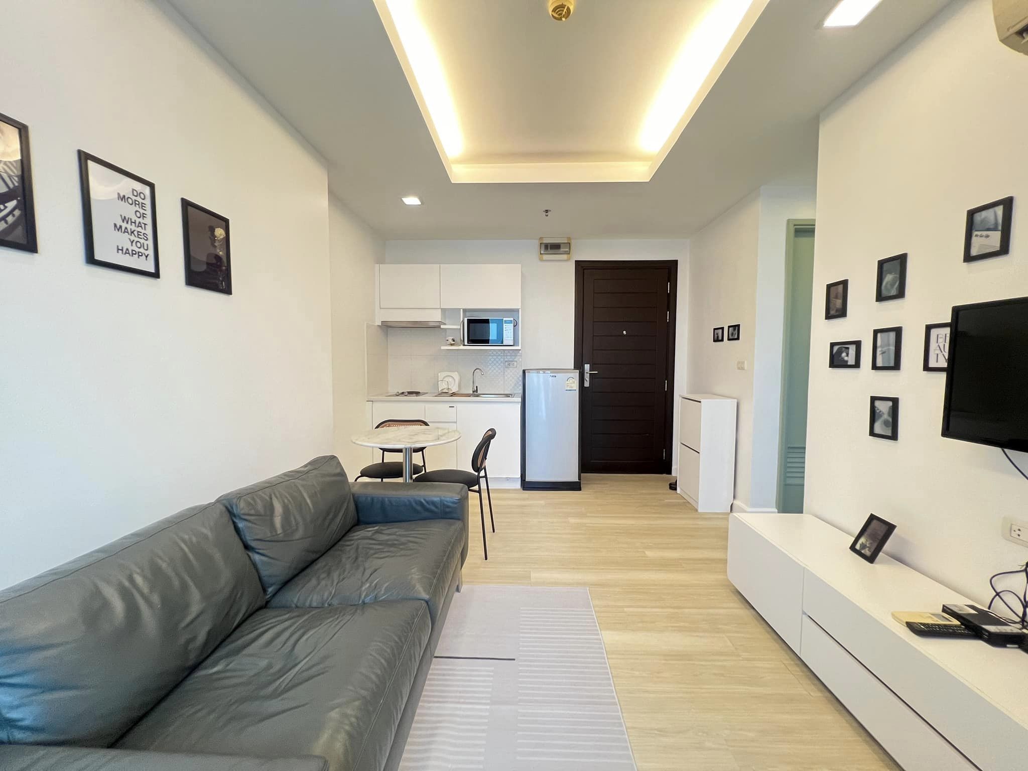 ปล่อยเช่าคอนโด Thru Thonglor (ทรู ทองหล่อ) - 1ห้องนอน 1ห้องน้ำ 1ห้องนั่งเล่น - ใกล้ BTS ทองหล่อ MRT เพชรบุรี - ขนาดห้อง 31 ตรม. ชั้น 16