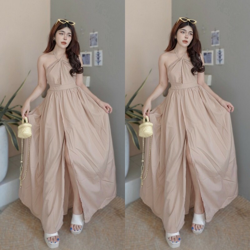 kudapy Maxi Dress ไปทะเล แม็กซี่เดรสเชือกคล้องคอ เดรสผ้าไหมอิตาลี่ สีพื้น ผ่าแหวกหน้า