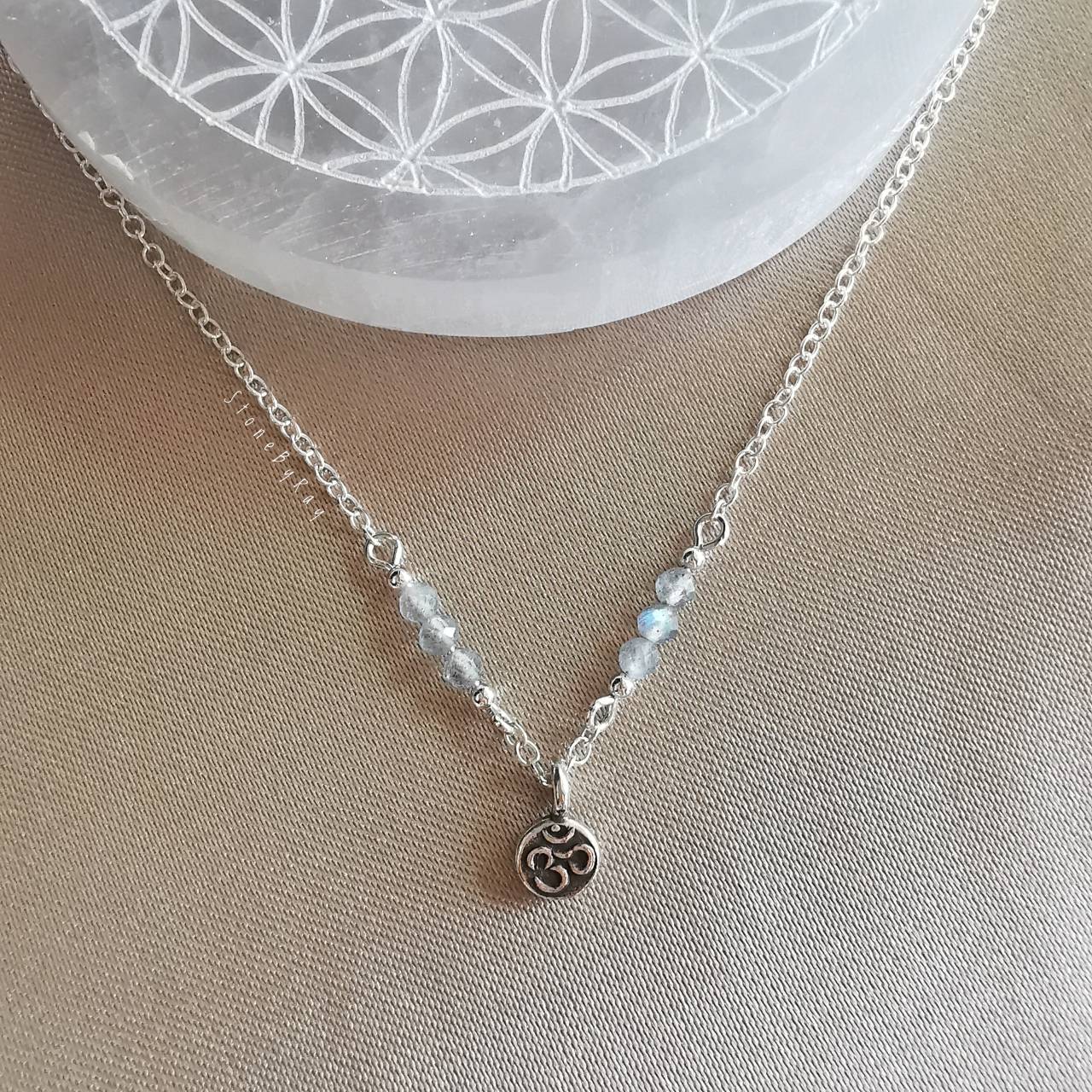 สร้อยคอเงินหินลาบราโดไลท์+จี้เงินแท้สัญลักษณ์"โอม"