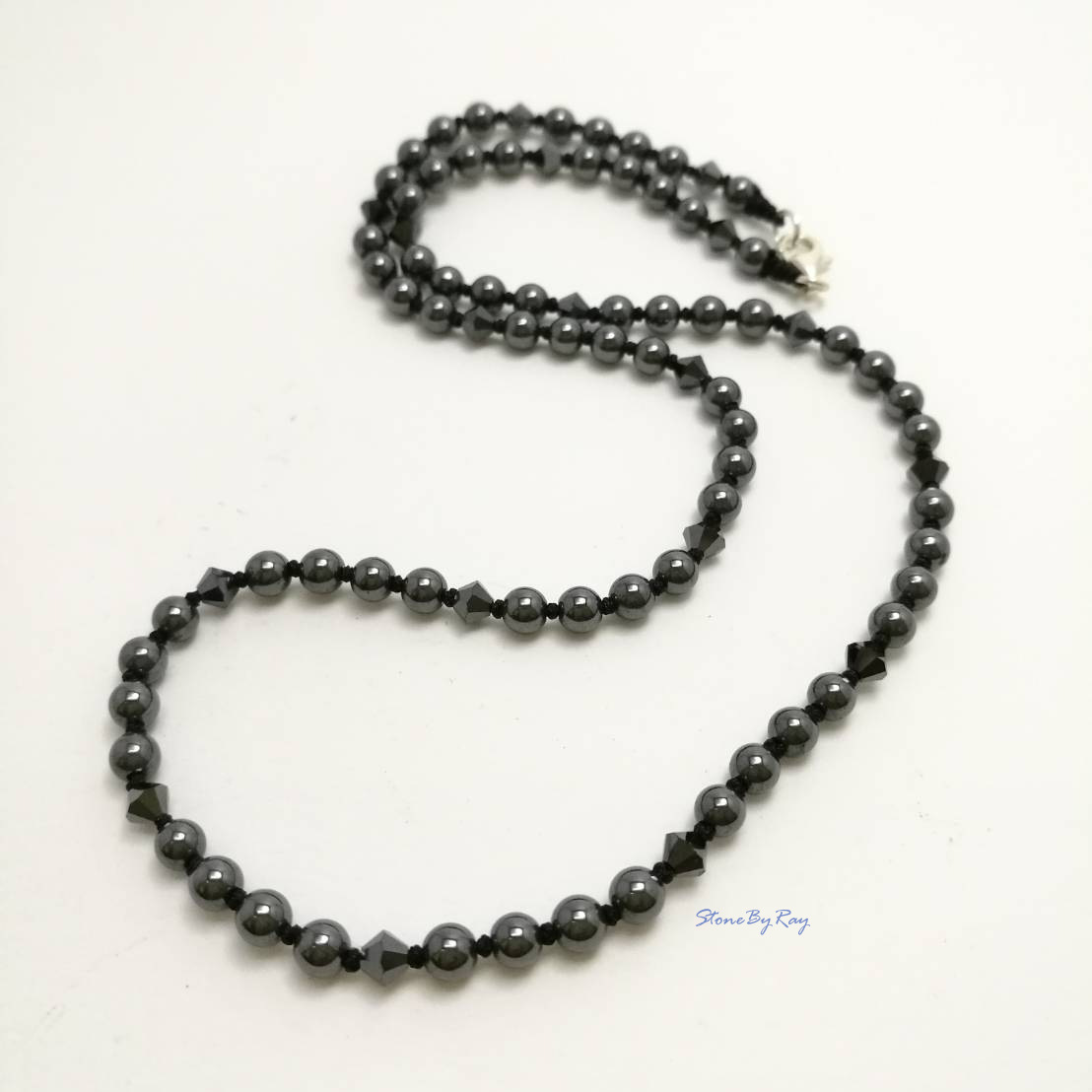 สร้อยคอหินเฮมาไทต์(Hematite)