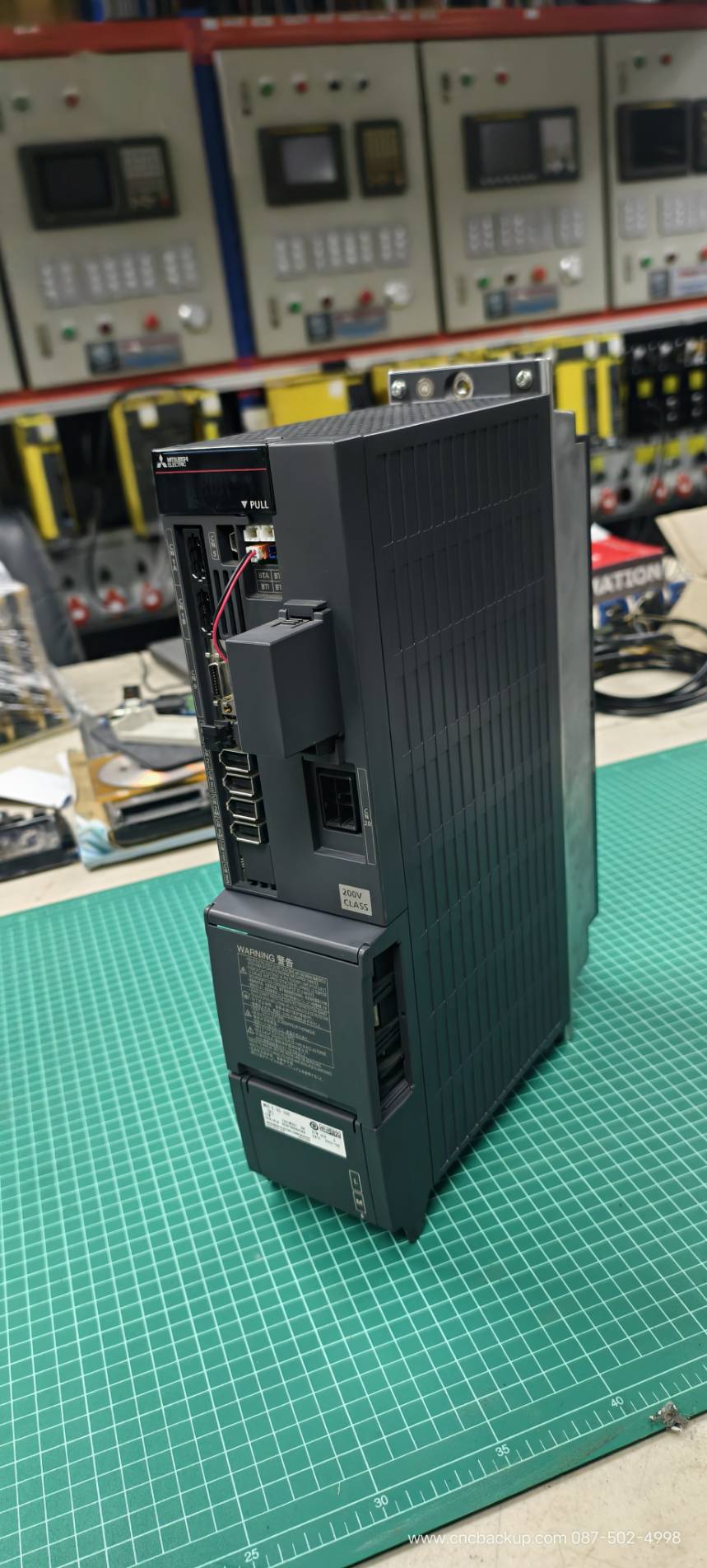 MITSUBISHI MDS-E-V2-160 SERVO DRIVE FOR M800/M80