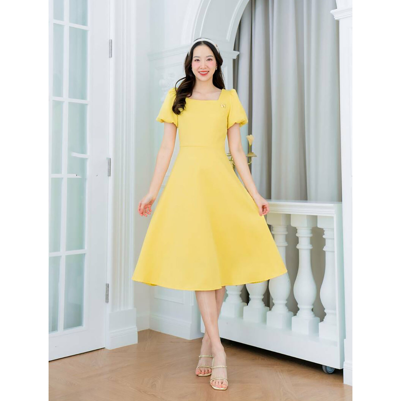 kudapy เดรสสั้นสีเหลือง/สีฟ้า/สีกรม แขนตุ๊กตากระโปรงบาน