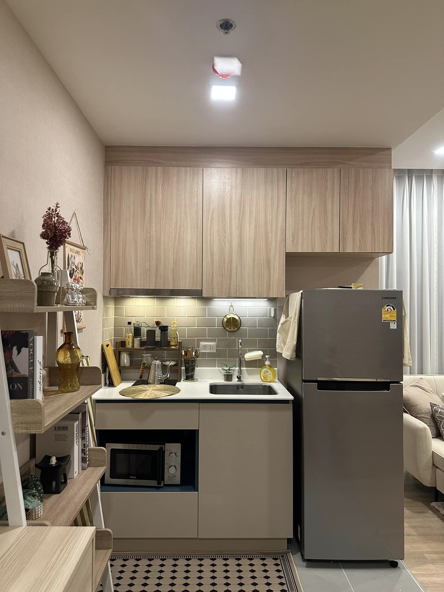 ปล่อยเช่าคอนโด xt phayathai (เอ็กซ์ที พญาไท) - เฟอร์เครื่องใช้ไฟฟ้าครบครั้น - ใกล้ BTS หญาไท/สยาม เซ็นทรัลเวิลด์