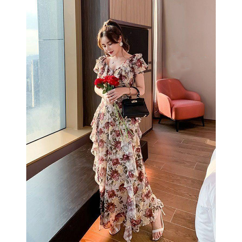 kudapy เดรสยาวสีครีม ผ้าชีฟองเกาหลีเนื้อดี ใช้ผ้าดีเกรดเอราคาสูง ผ้ามี Texture สวยเป็นประกายเล็กน้อย พิมพ์ลายดอกไม้ทั้งชุด