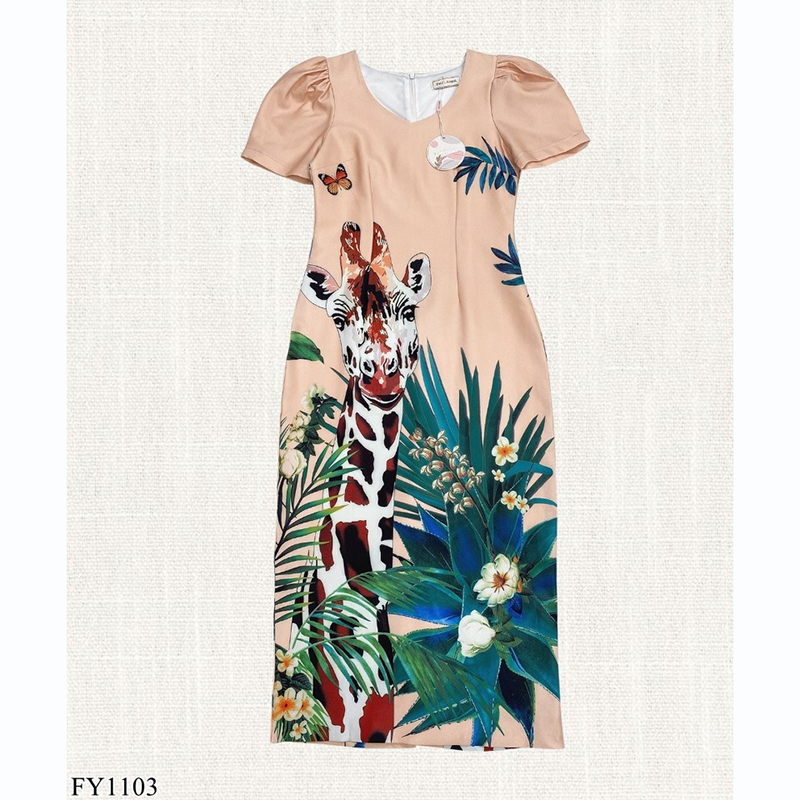 kudapy เดรสยาวสีชมพู/สีครีม ทรงเอคอวีแขนสั้น