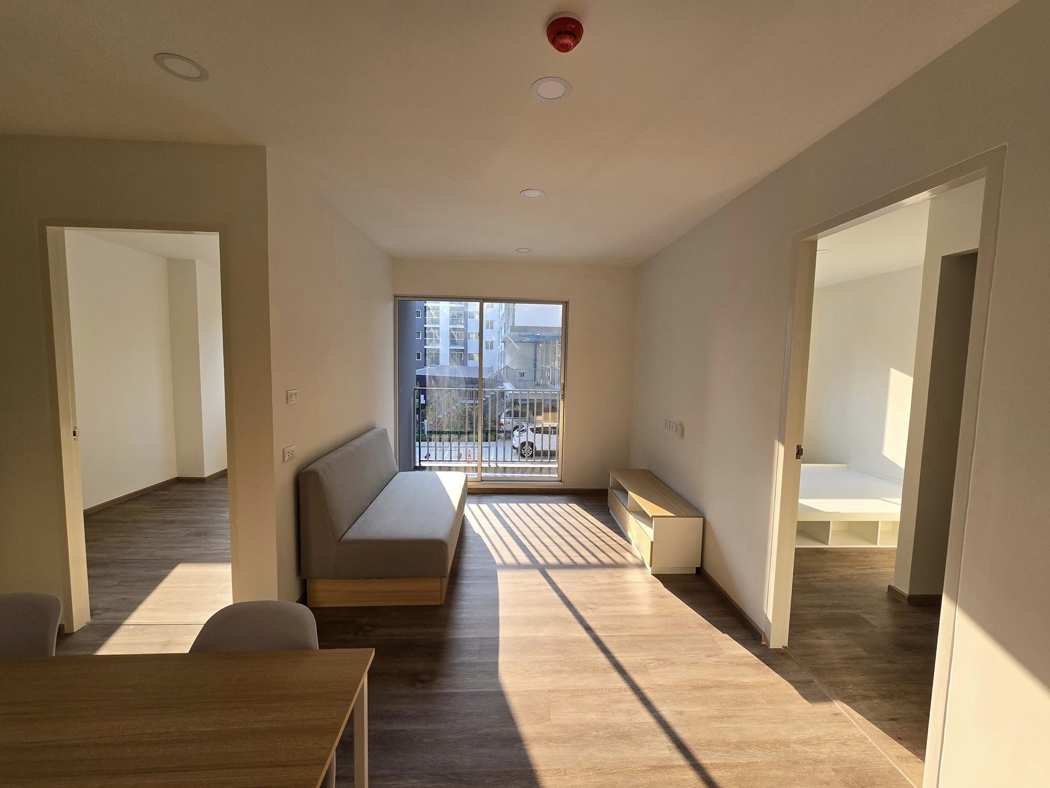 ปล่อยเช่าคอนโด Sena Kith Srinakarin - Sridan (เสนาคิทท์ ศรีนครินทร์ - ศรีด่าน) - 2ห้องนอน 1ห้องนั่งเล่น 1ห้องน้ำ - ใกล้ MRT ศรีด่าน - ขนาดห้อง 44 ตรม. ชั้น 6