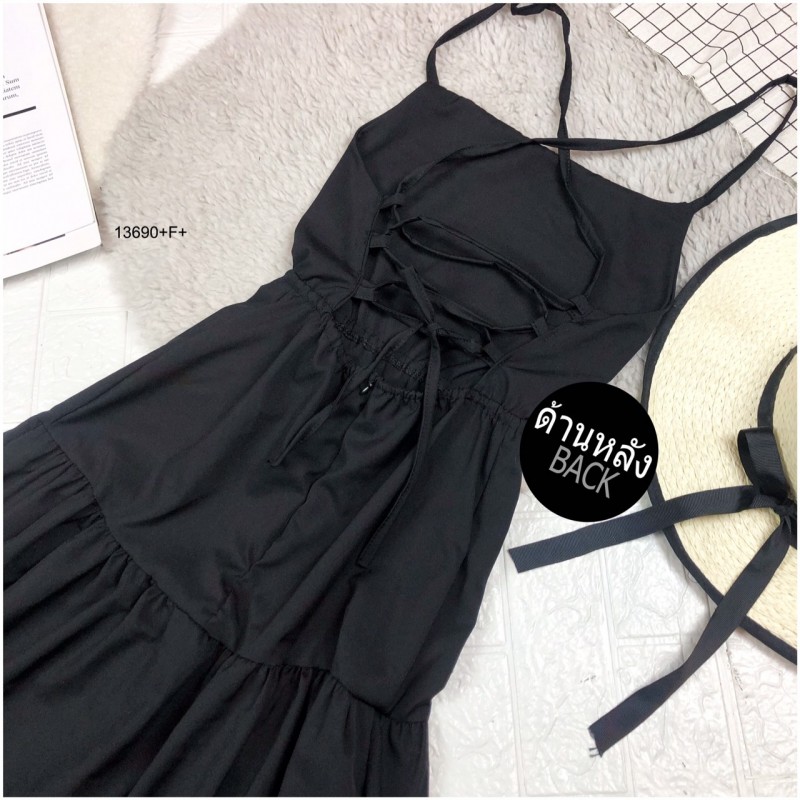kudapy เดรสยาวร้อยเชือกหลังสีดำ,สีฟ้า ยางยืดรอบเอว เดรสแต่งระบายกระโปรงเป็นชั้นๆ เนื้อผ้า ไหมอิตาลี