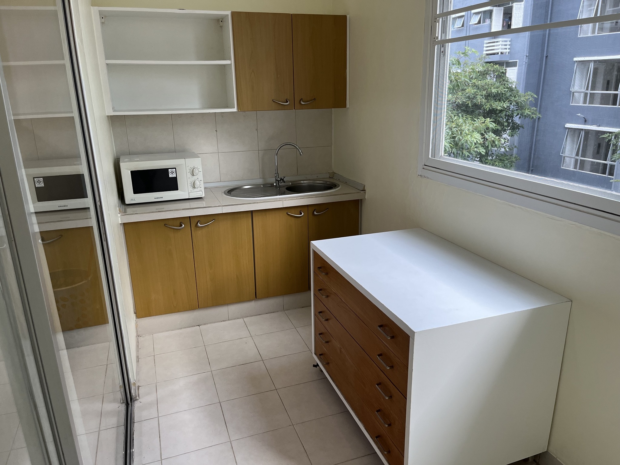 ให้เช่าคอนโด City Home Ratchada (ซิตี้ โฮม รัชดา) ซอย10 แบบ 2ห้องนอน / 1ห้องน้ำ ขนาด 63 ตรม. ชั้น 3 ค่าเช่า 24,000 ต่อเดือน รถไฟฟ้า MRT ห้วยขวางกับศูนย์วัฒนธรรม