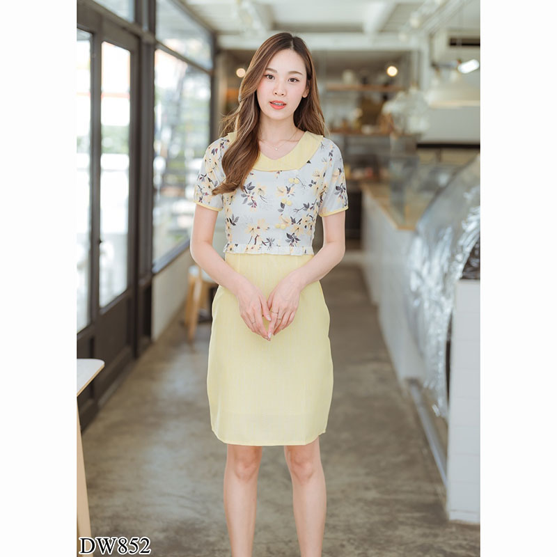 kudapy เดรสสั้นสีม่วง/สีชมพู/สีเหลือง คอปกมีกระตรงกลางอก