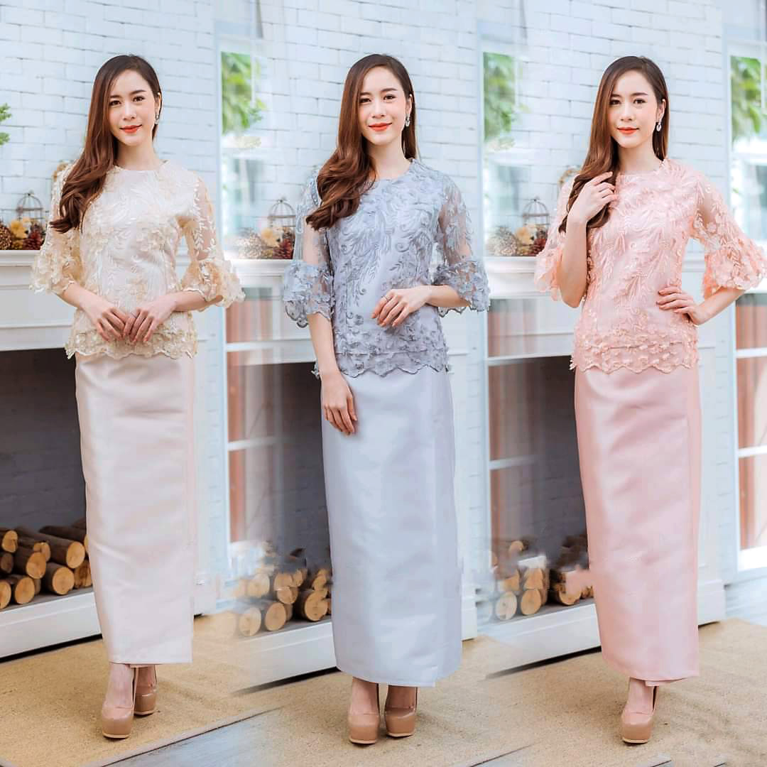 kudapy ชุดเซตไปงาน ผ้าลูกไม้คอกลมสีชมพูโรสโกลด์/สีเทา/สีครีมทอง เซตเสื้อลูกไม้แขนกระดิ่ง+กระโปรงผ้าไหมอิตาลี มีซับใน ซิบหลัง