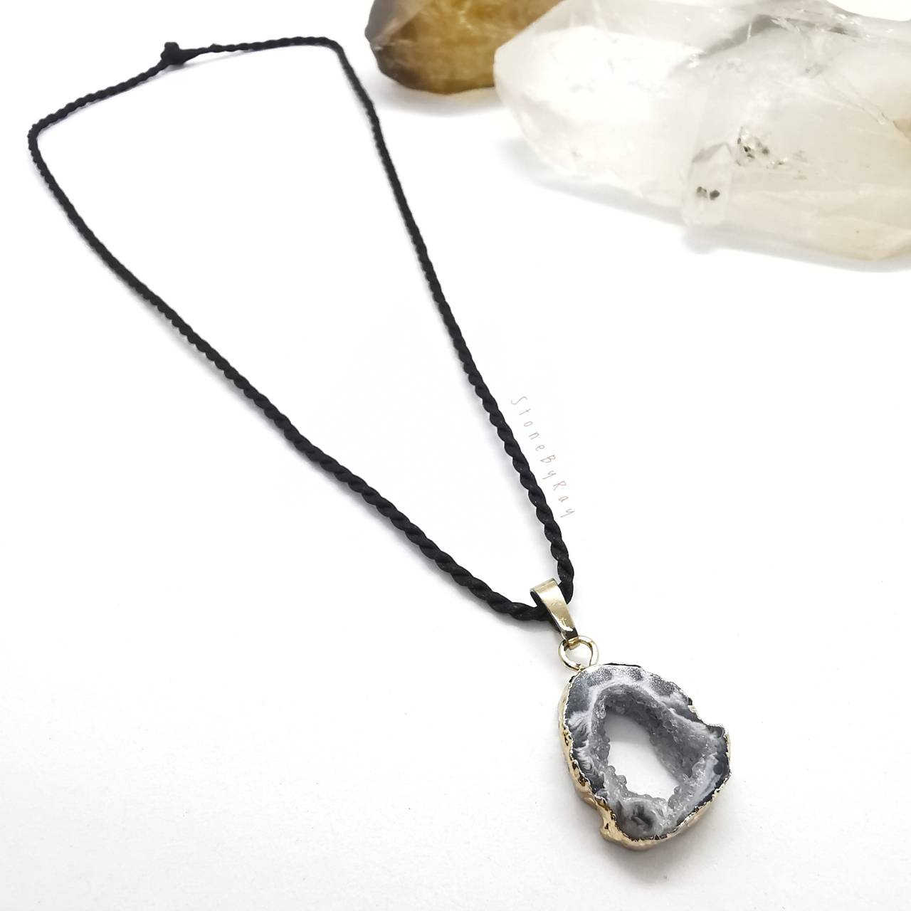 จี้หินจีโอตอาเกต Agate