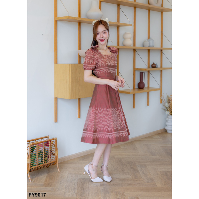 kudapy เดรสสั้นสีเทา/สีส้ม ทรงบานแต่งโบว์ไหล่ 2 ชั้น