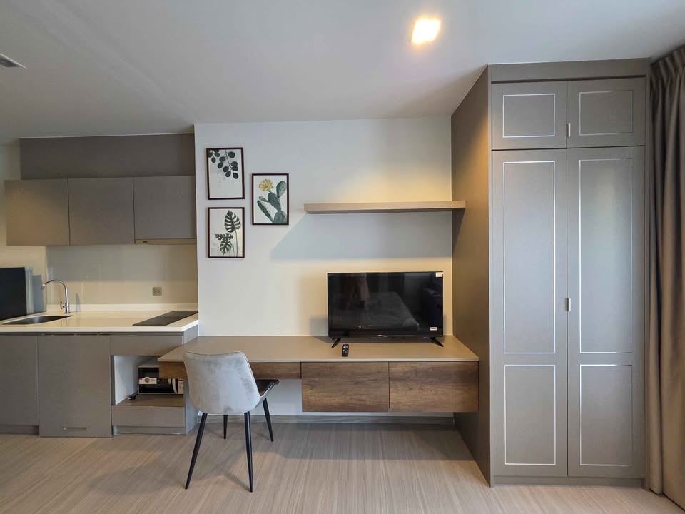 ให้เช่าห้องแบบ Studio 1ห้องน้ำ 1 โซนพื้นที่ MRT พระราม 9 คอนโด Life Asoke-Rama 9 (ไลฟ์ อโศก พระราม 9) High Rise ขนาดห้อง 26 ตรม. ชั้น 29 ตึก A ให้เช่า 17,000 ต่อเดือน สัญญาขั้นต่ำ 1 ปี