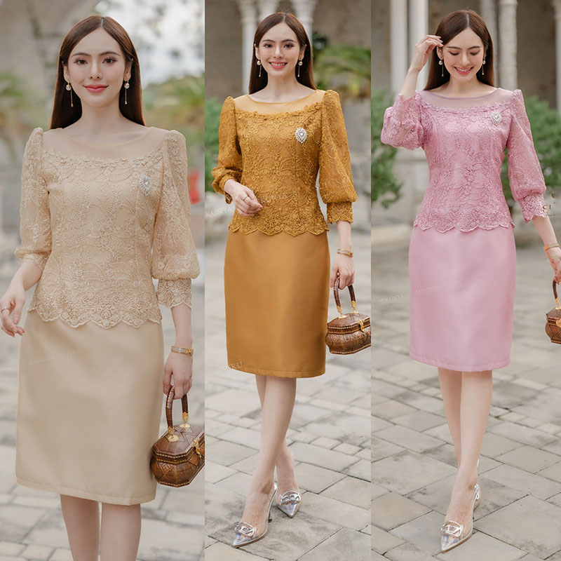 kudapy เดรสสั้นสีทอง/สีครีมทอง/สีชมพู ลูกไม้ทอปักวิ้งๆ เพิ่มความหรู ทรงคอปาดซีทรู ดีไซด์แขนบอลลูกเพิ่มผ้ามุ้งที่แขนป้องกันระคายผิว