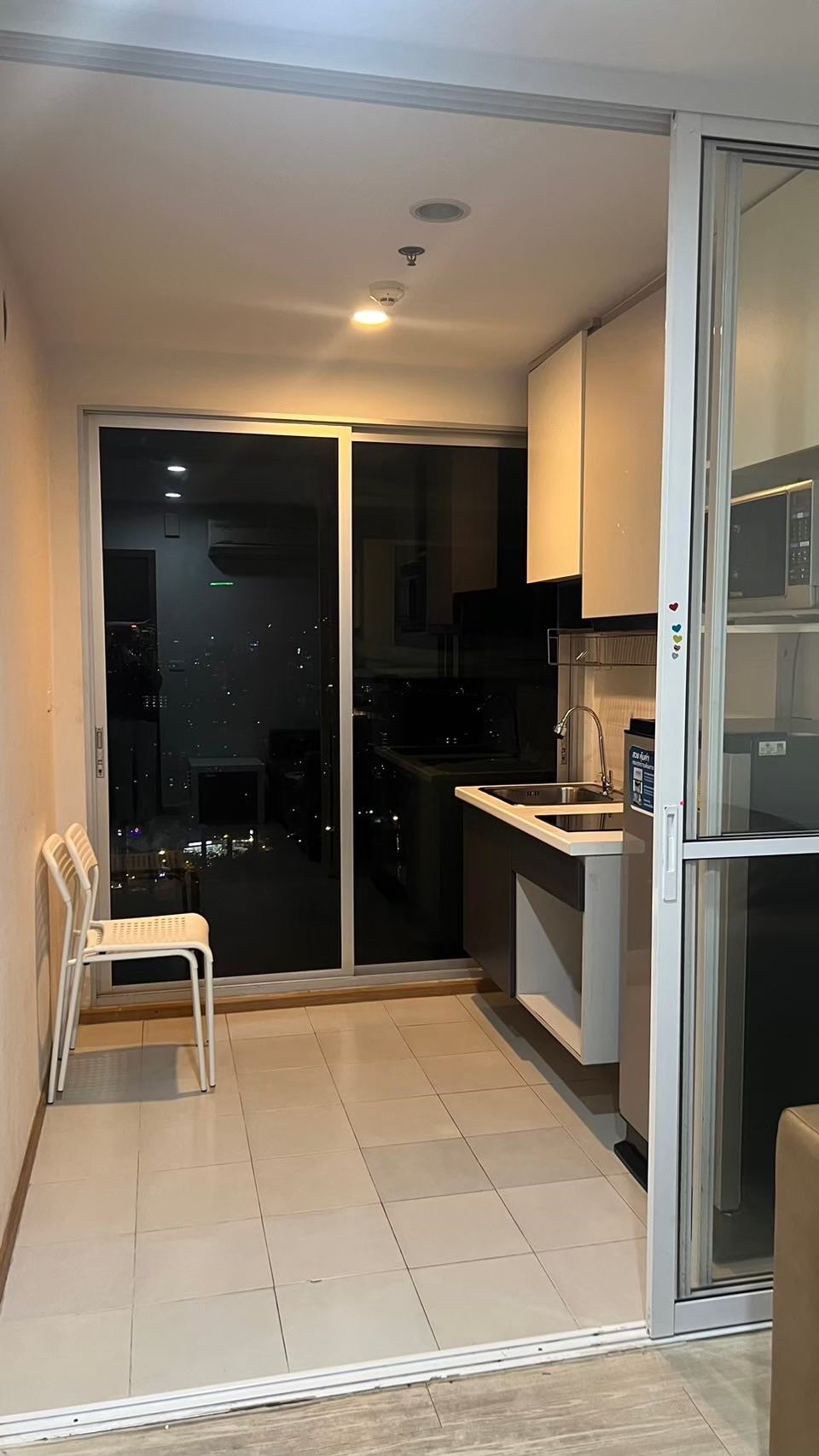 ให้เช่าคอนโด The Base Sukhumvit 77 (เดอะ เบส สุขุมวิท 77) High Rise โซนพื้นที่ BTS อ่อนนุช ห้องแบบ 1ห้องนอน 1ห้องน้ำ ขนาดห้อง 30 ตรม. ชั้น 34 ตึก B