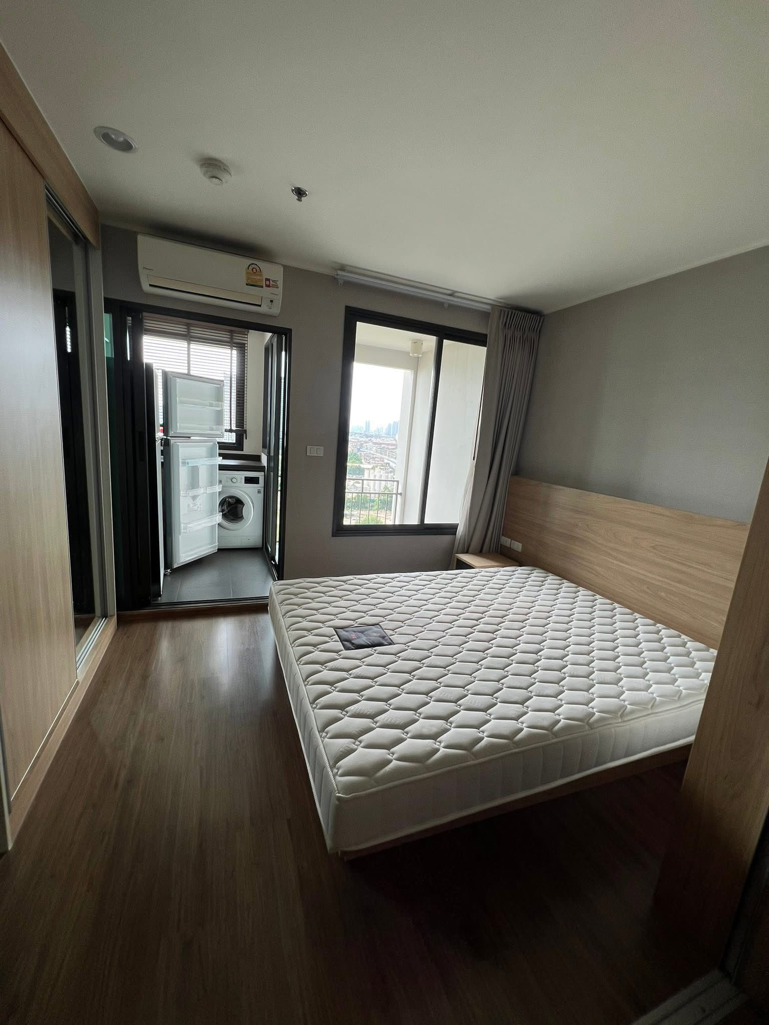 High Rise โซนพื้นที่ ถนนพระราม3 ให้เช่าห้องแบบ 1ห้องนอน 1ห้องน้ำ 1ครัวปิด คอนโด U Delight Residence Riverfront Rama 3 (ยู ดีไลท์ เรสซิเดนซ์ ริเวอร์ฟรอนท์ พระราม 3) ขนาดห้อง 34 ตรม. ชั้น 16 ไม่ใช่ฝั่งวัด ฝั่งกสิกรเห็นวิวแม่น้ำเจ้าพระยา