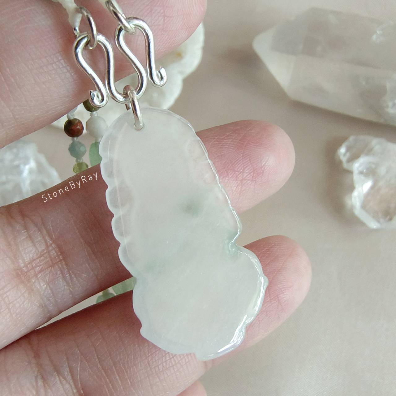 สร้อยคอเชือกถักหินรวม5ชนิดกับจี้เจ้าแม่กวนอิมหยก