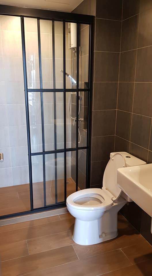 High Rise โซนพื้นที่ ARL รามคำแหง ให้เช่าห้องแบบ 1ห้องนอน 1ห้องน้ำ 1ครัวปิด คอนโด The Base Garden Rama 9 (เดอะ เบส การ์เด้น พระราม 9) ขนาดห้อง 31.25 ตรม. ชั้น 8