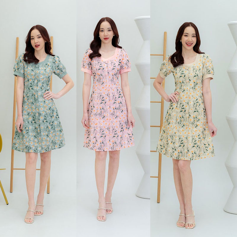 kudapy เดรสสั้นสีเขียว/สีชมพู/สีครีม กระดุมหน้าดอกเดซี่ ใส่ทำงาน ออกงานสวยดูดี
